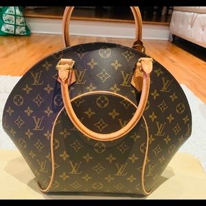 Authentic Louis Vuitton Ellipse bag